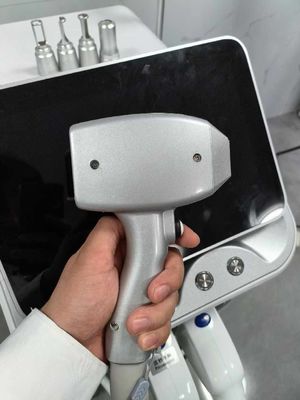 808 Laser Hair Removal Machine 12mm*12mm Spotsize With 15 Inch Touch Screen